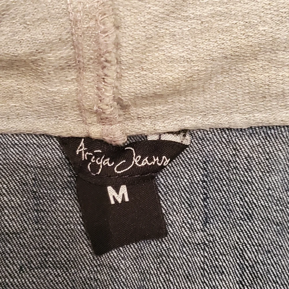 Ariya Jeans Distressed Jacket W/Sweat Shirt Material Arms & Hoodie GIRLS Size M - Picture 9 of 11